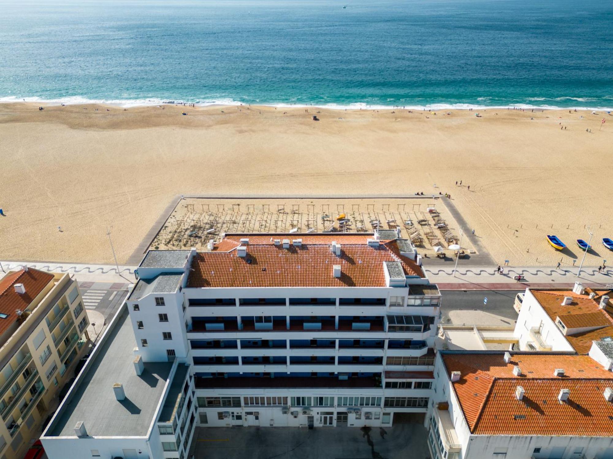 T2 Dina'S Place Nazaré Exterior foto